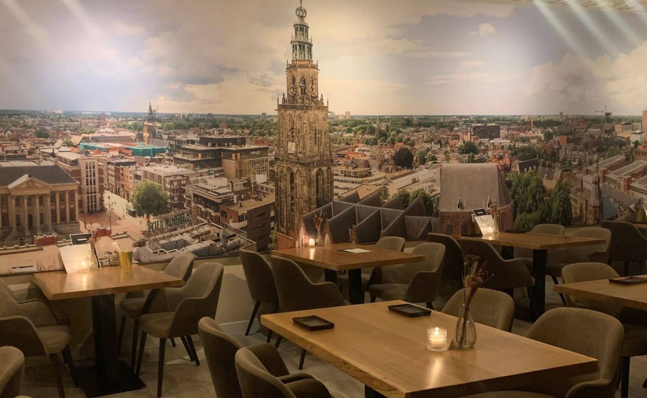 Eten met uitzicht op Skyline Groningen bij Gastrobar Houdt van Eten